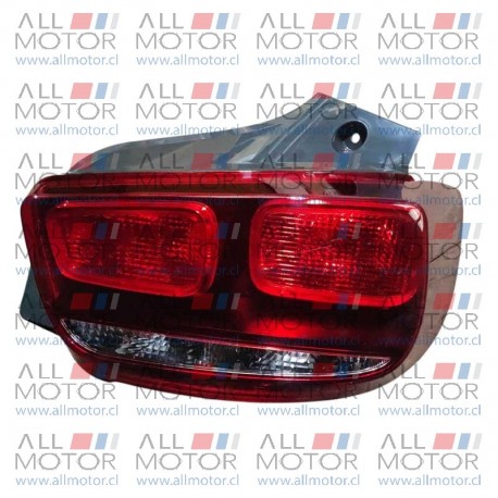 FOCO TRASERO DERECHO KUV 100 MAHINDRA